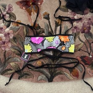 Rolita Couture daisy top